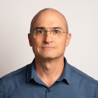 Uri Segev